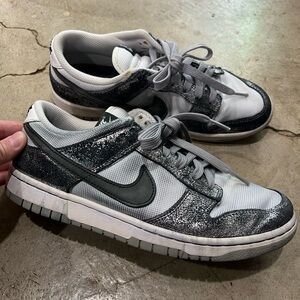 Nike Dunk Low “Golden Gals” Metallic Silver